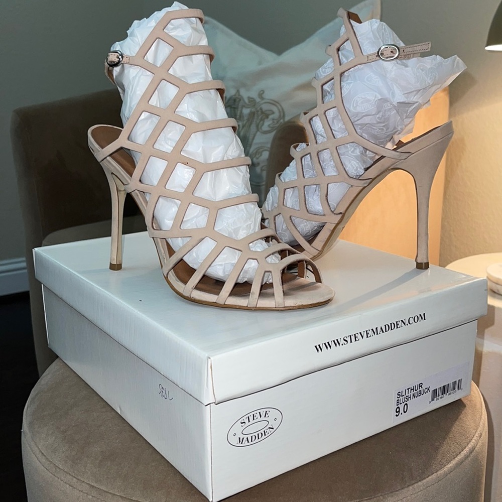Steve Madden Sz 9 Nude Caged Heel 🤍